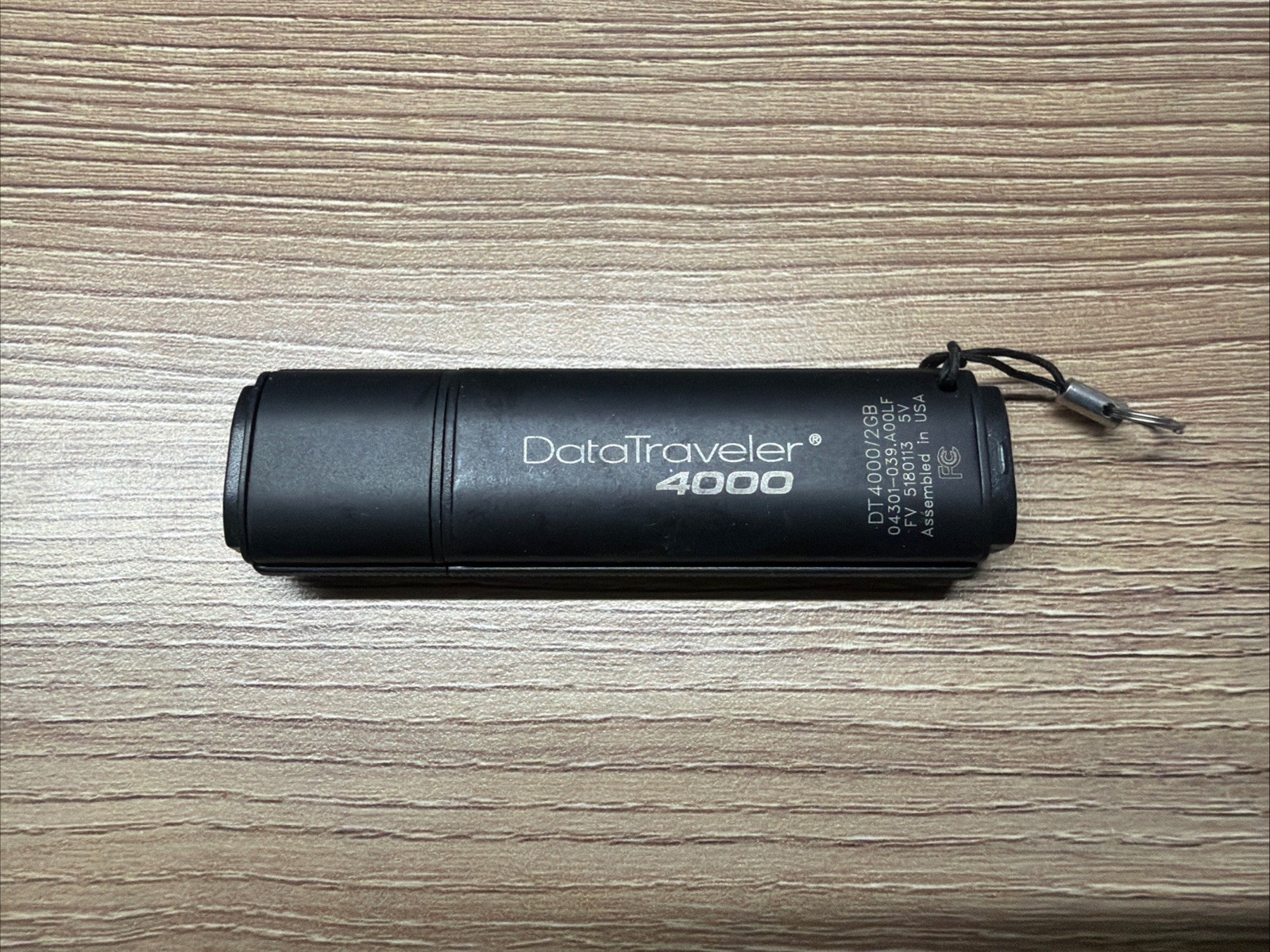 Kingston Datatraveler 4000 2GB – 256 AES Hardware Encrypted USB Flash