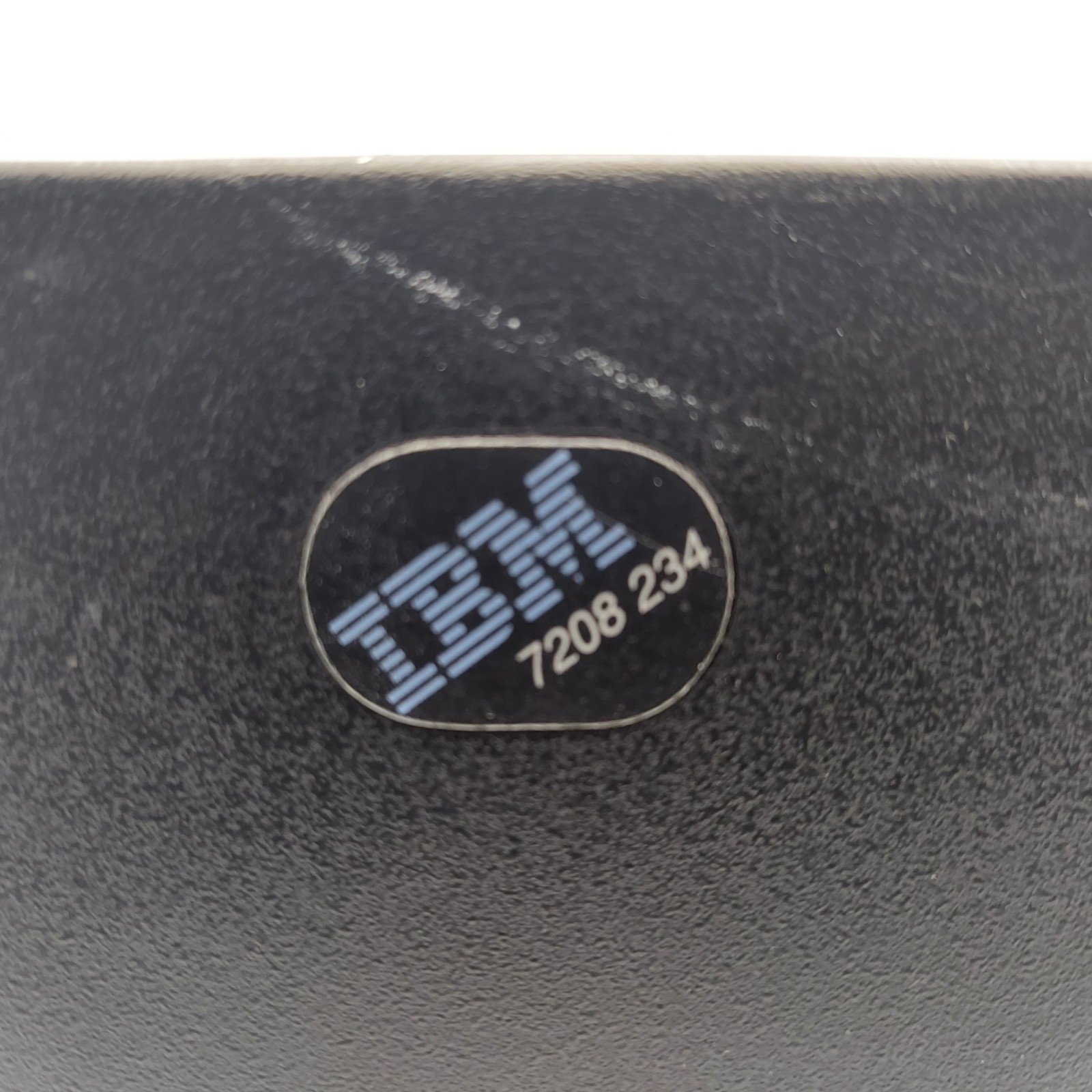 IBM 7208-234 TAPE DRIVE