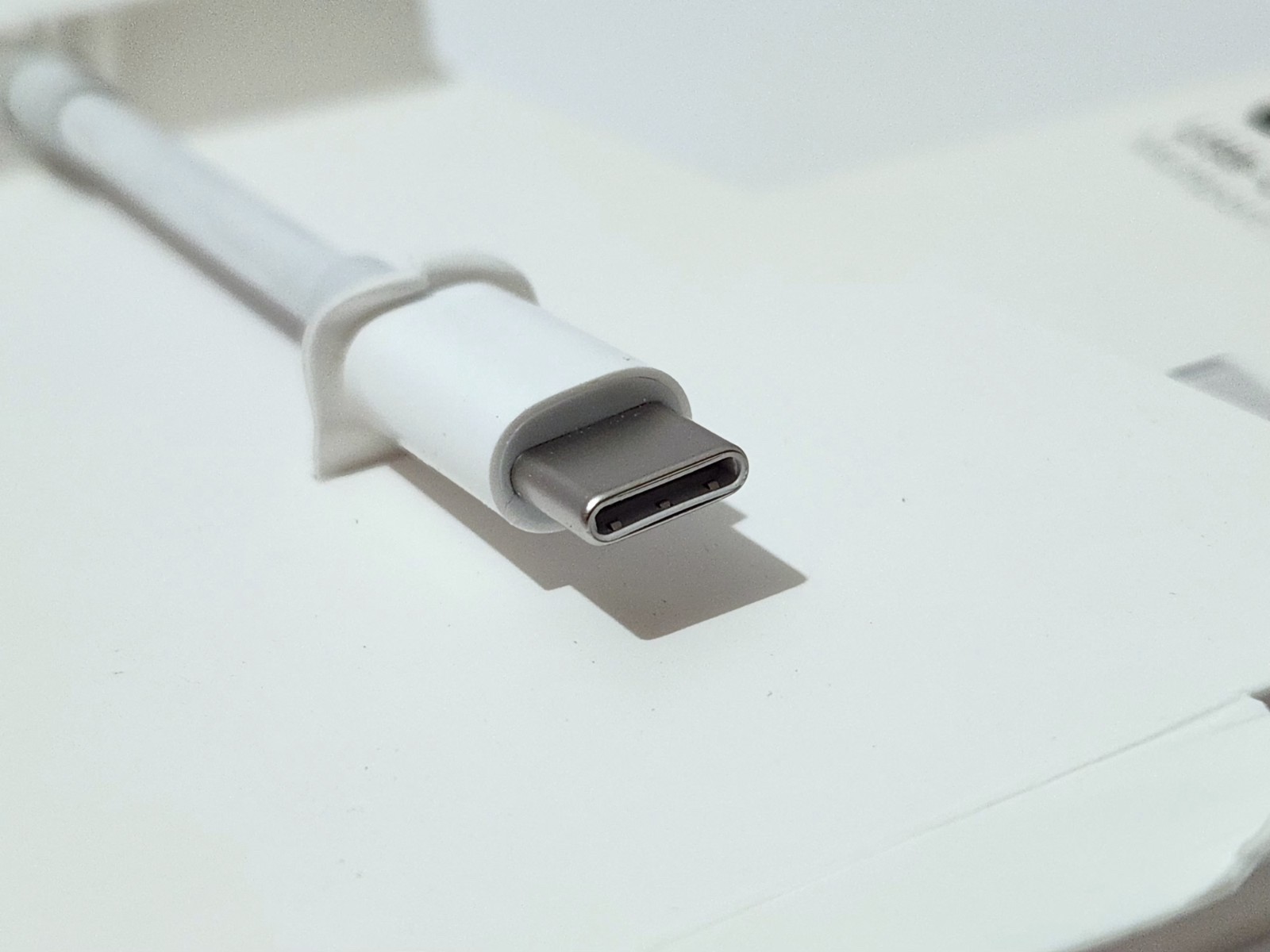 Apple USB‑C Digital AV Multiport Adapter – HDMI / USB / USB‑C – Original