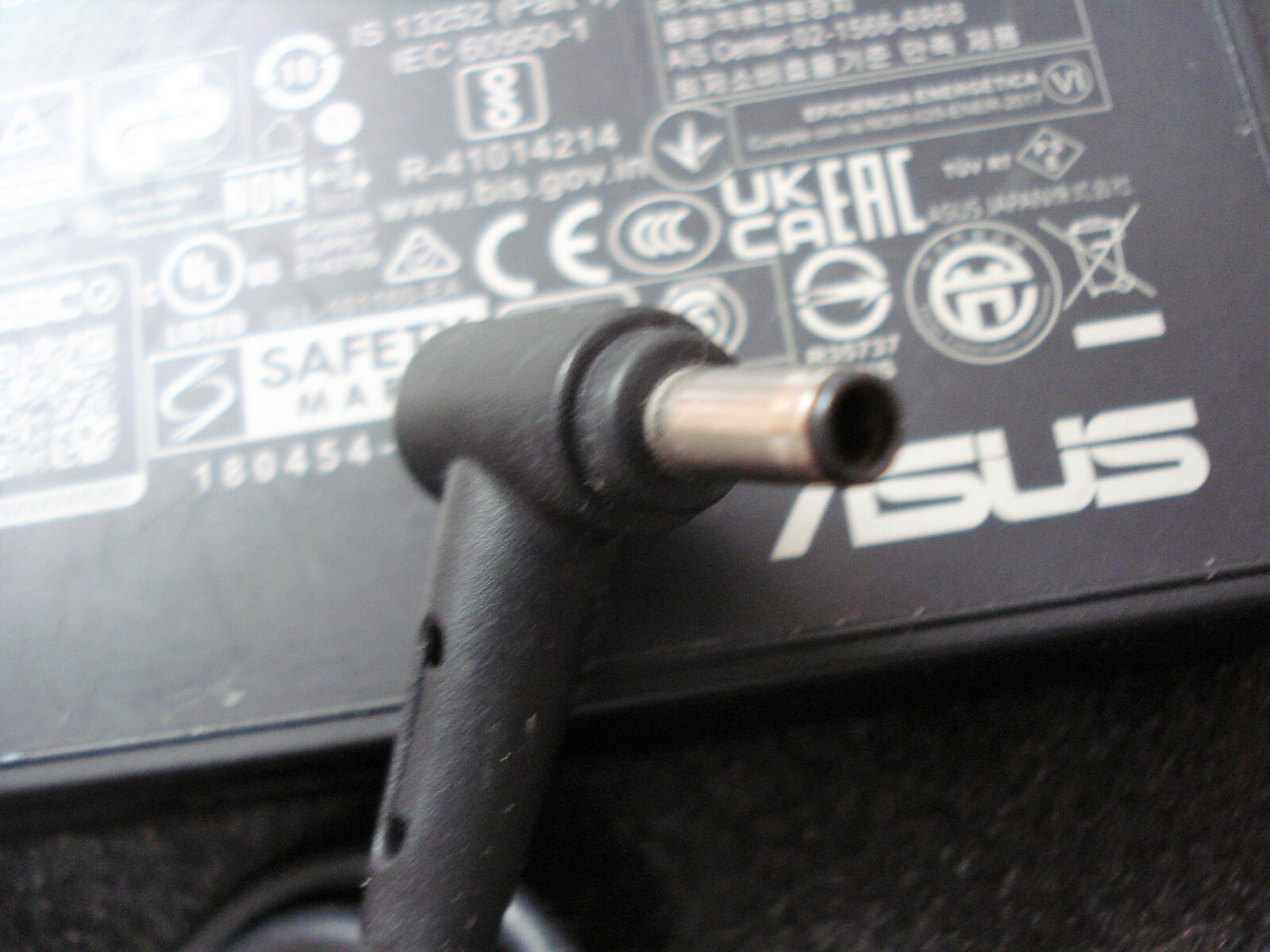 Genuine OEM 120W 20V 6A 4.5mm A17-120P2A ADP-120VH B Asus Charger AC Adapter