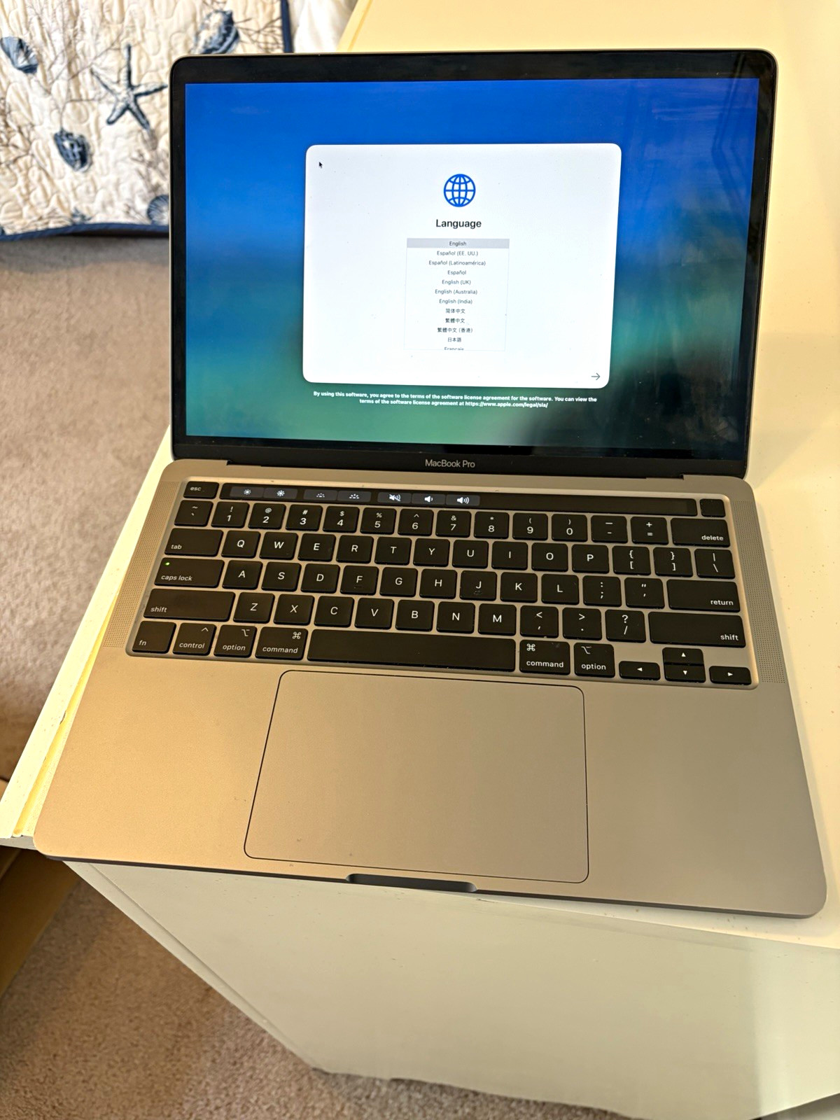 Apple MacBook Pro 13.3″ 2020 i5 16GB 500GB SSD Iris Plus Gray Backlit