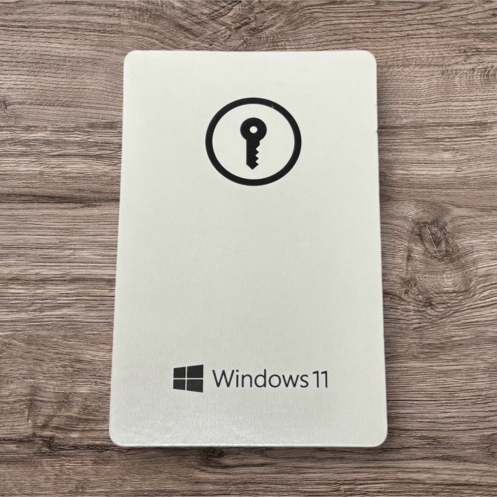 Sealed Microsoft Windows 11 Pro USB Flash Drive Hardware OEM Software Retail Box