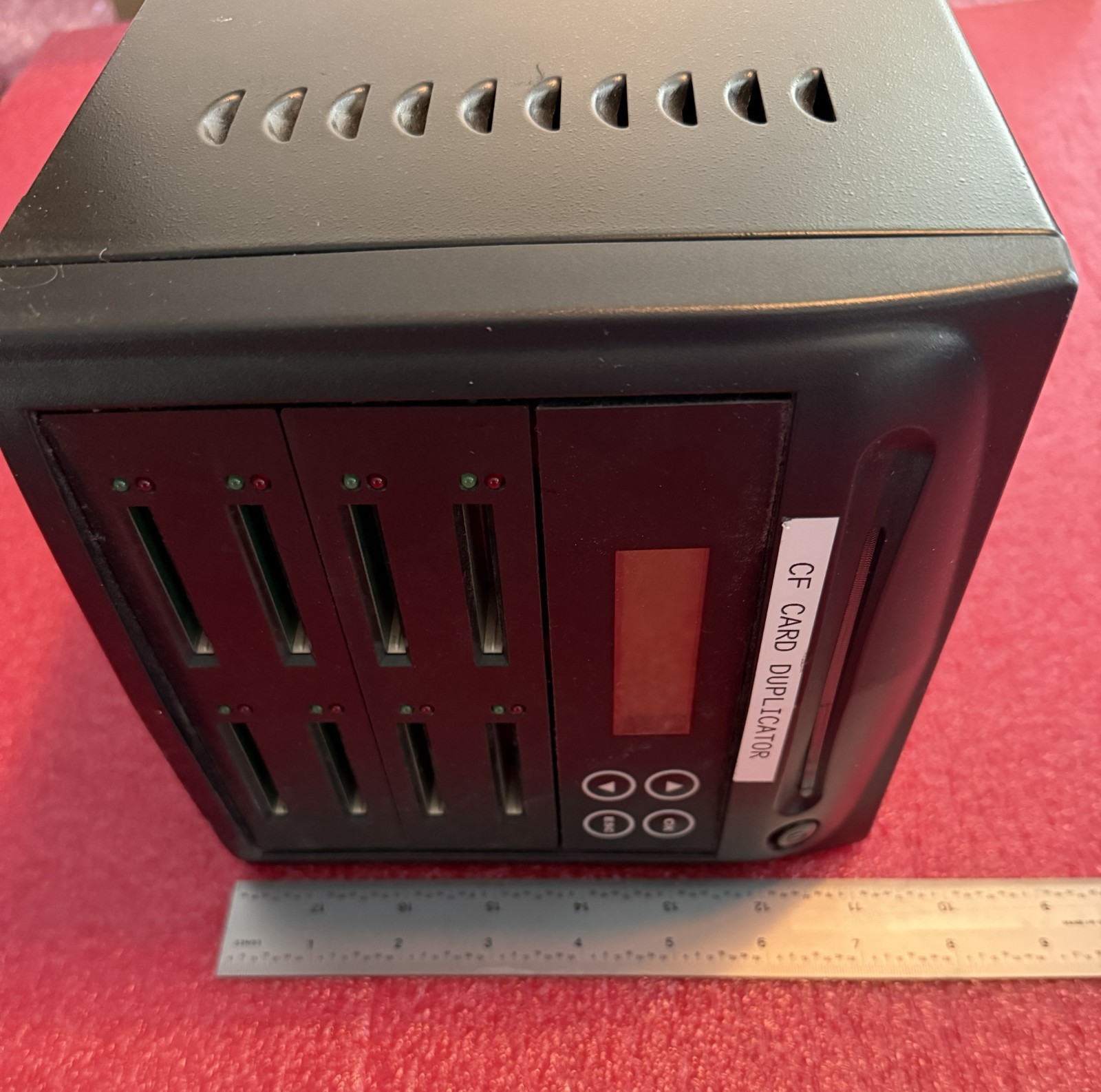 1:7 Compact Flash CF Card Duplicator – Standalone Copier & Eraser/Sanitizer.