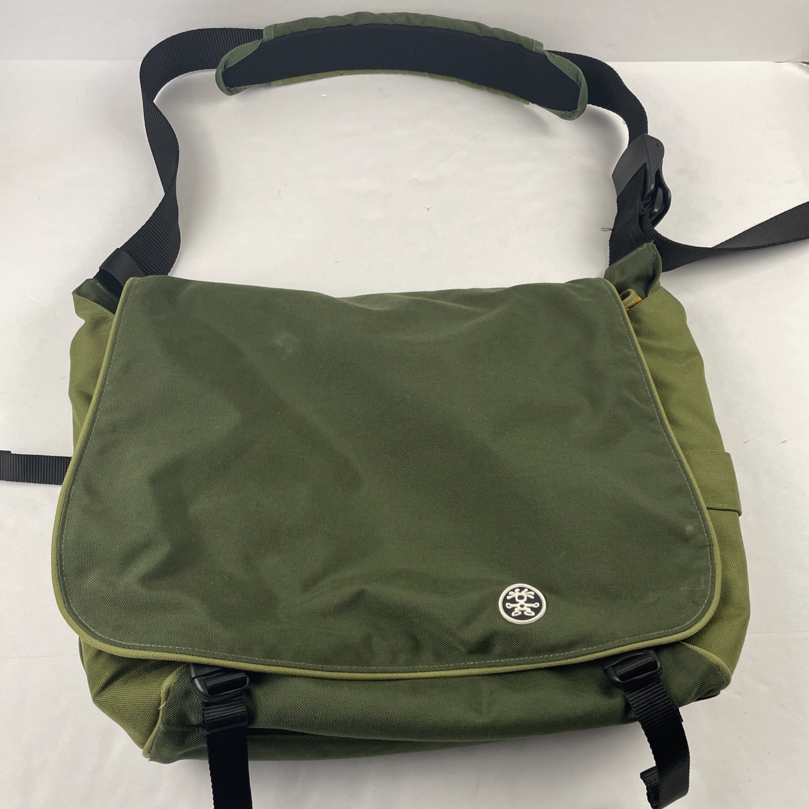 Crumpler Messenger Bag The Horseman Laptop Padded School Travel Green Canvas
