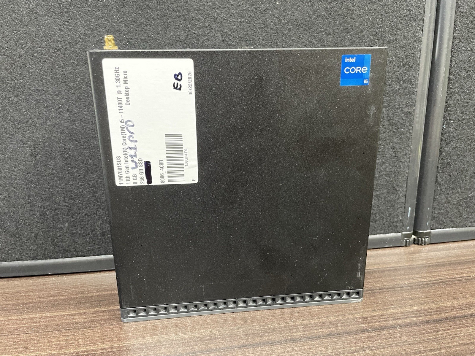Lenovo ThinkCentre M70q Gen 2 Micro i5-11400T 8GB RAM 256GB NVMe