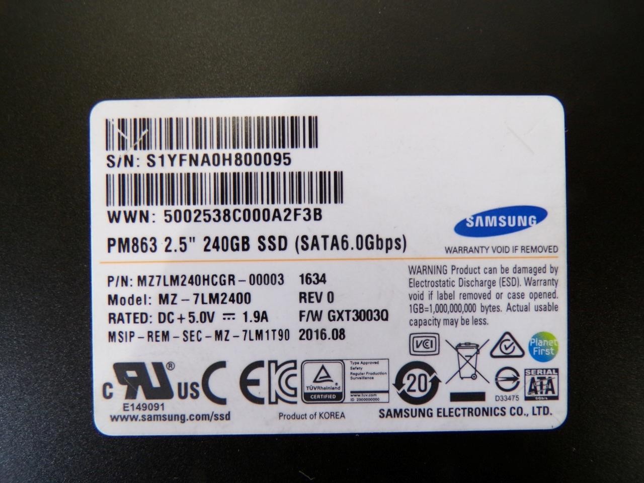 Samsung MZ-7LM2400 PM863 240GB SSD 2.5in SATA 6.0Gbps MZ7LM240HCGR-00003 (J049)