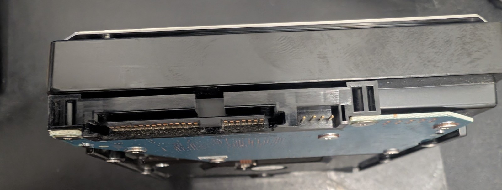 Dell 4TB 3.5″ SAS 6Gbps 7.2K Enterprise Hard Drive MG03SCA400 DP/N 012GYY