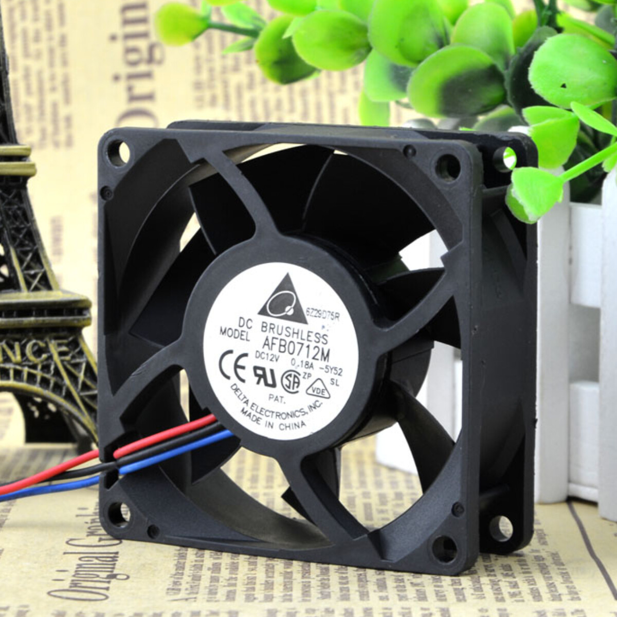 DELTA 7025 7cm 12V 0.18A AFB0712M 3-wire Chassis Cooling Industrial Fan