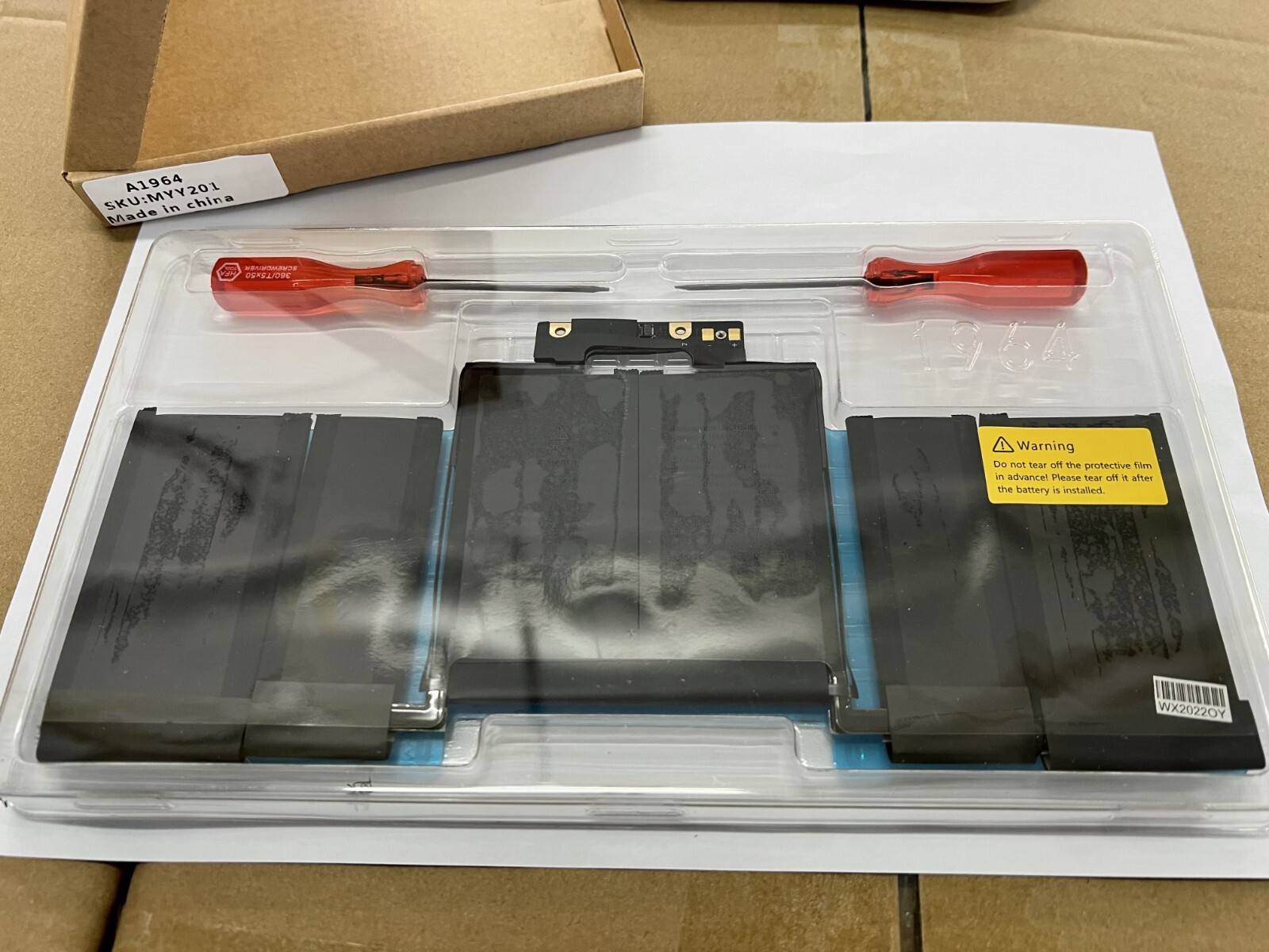 A1964 Battery for MacBook Pro 13″ A1989 Mid 2018 2019 A2251 2020 EMC 3214 A1989