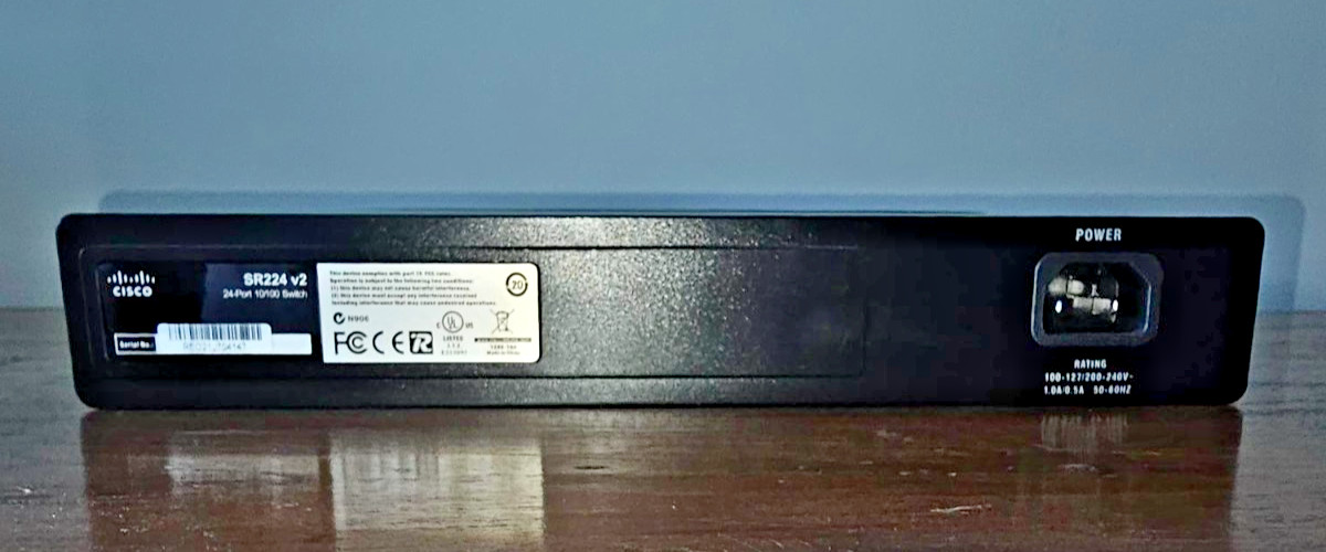 Cisco Small Business Unmanaged SR224 v2 24-Ports External Switch
