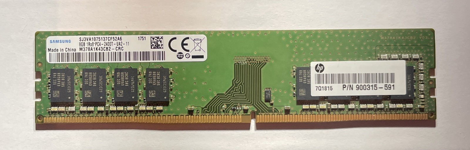 Samsung M378A1K43CB2-CRC 8GB 1Rx8 PC4-2400T DDR4 UDIMM Desktop Memory RAM