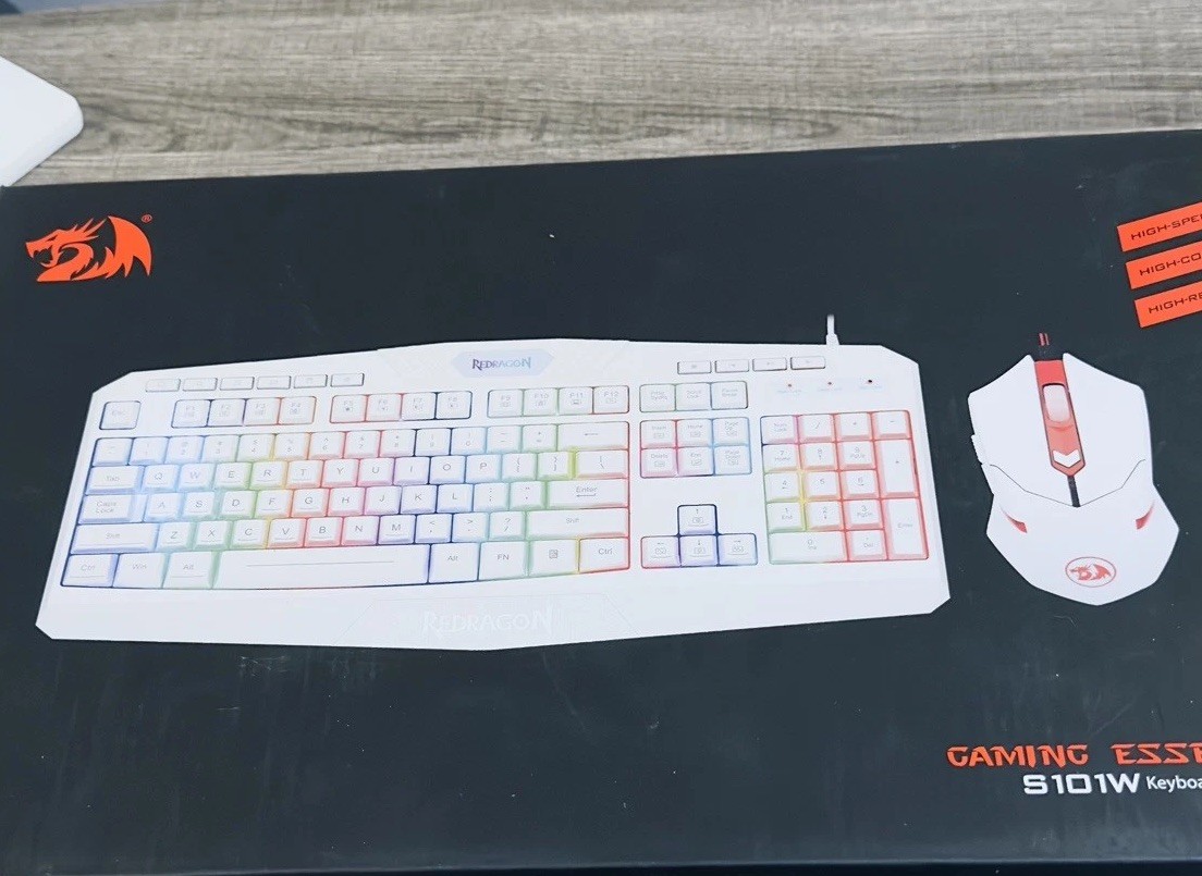 Redragon Gaming Essentials wired Keyboard/Mouse S101W 2 In 1 Set White