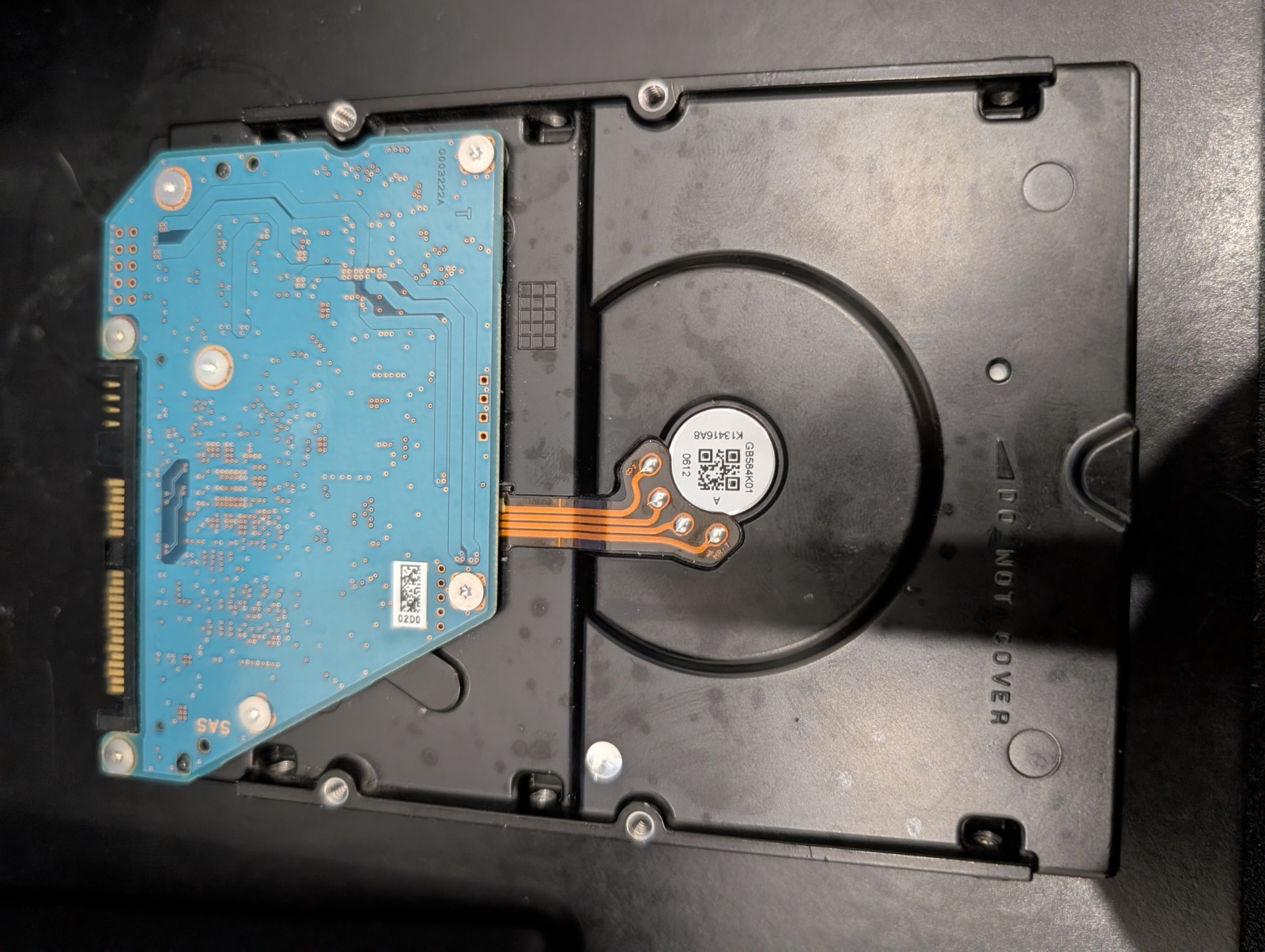 Dell 4TB 3.5″ SAS 6Gbps 7.2K Enterprise Hard Drive MG03SCA400 DP/N 012GYY
