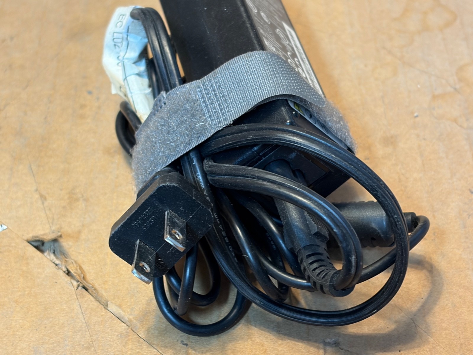 Lot OF 23 OEM Genuine Lenovo AC Power Adapter 65W 20V 3.25A