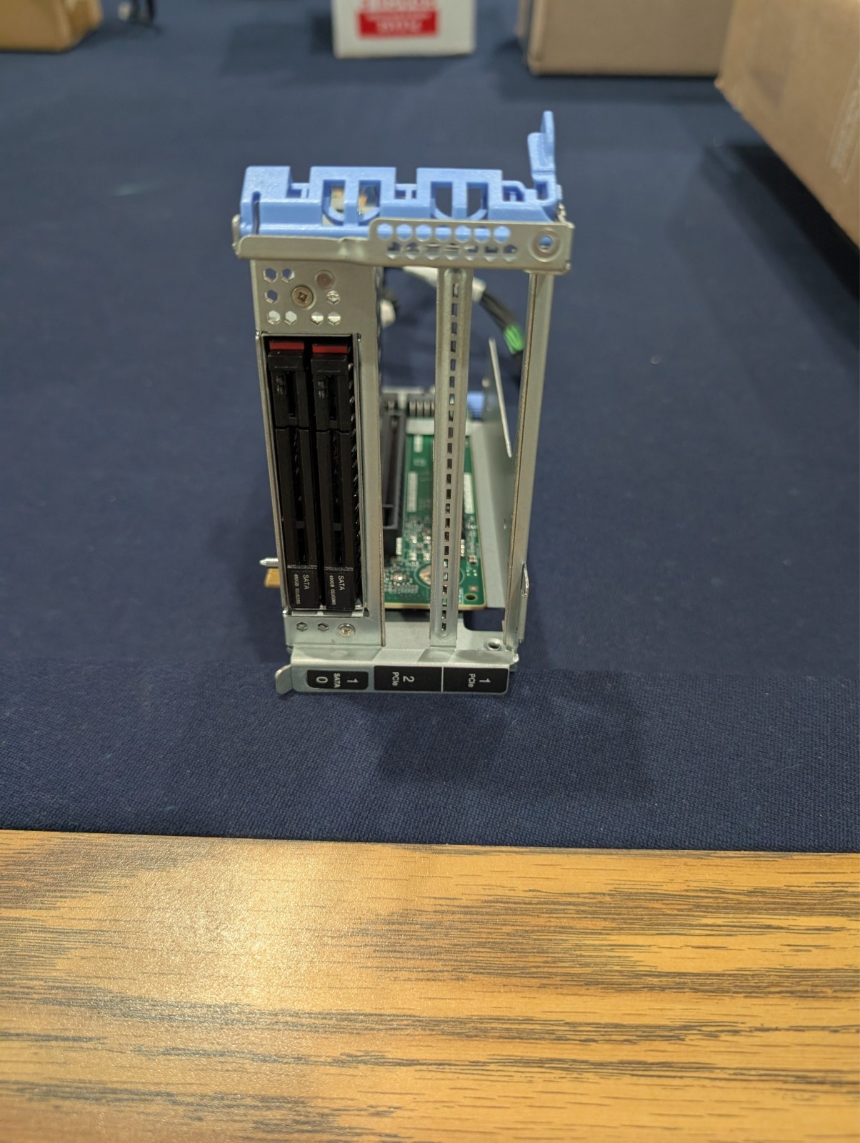 Lenovo 02JK415 SM17A63588 | 2FH+7mm Riser for ThinkSystem w/ 2x 480GB 6Gb Sata