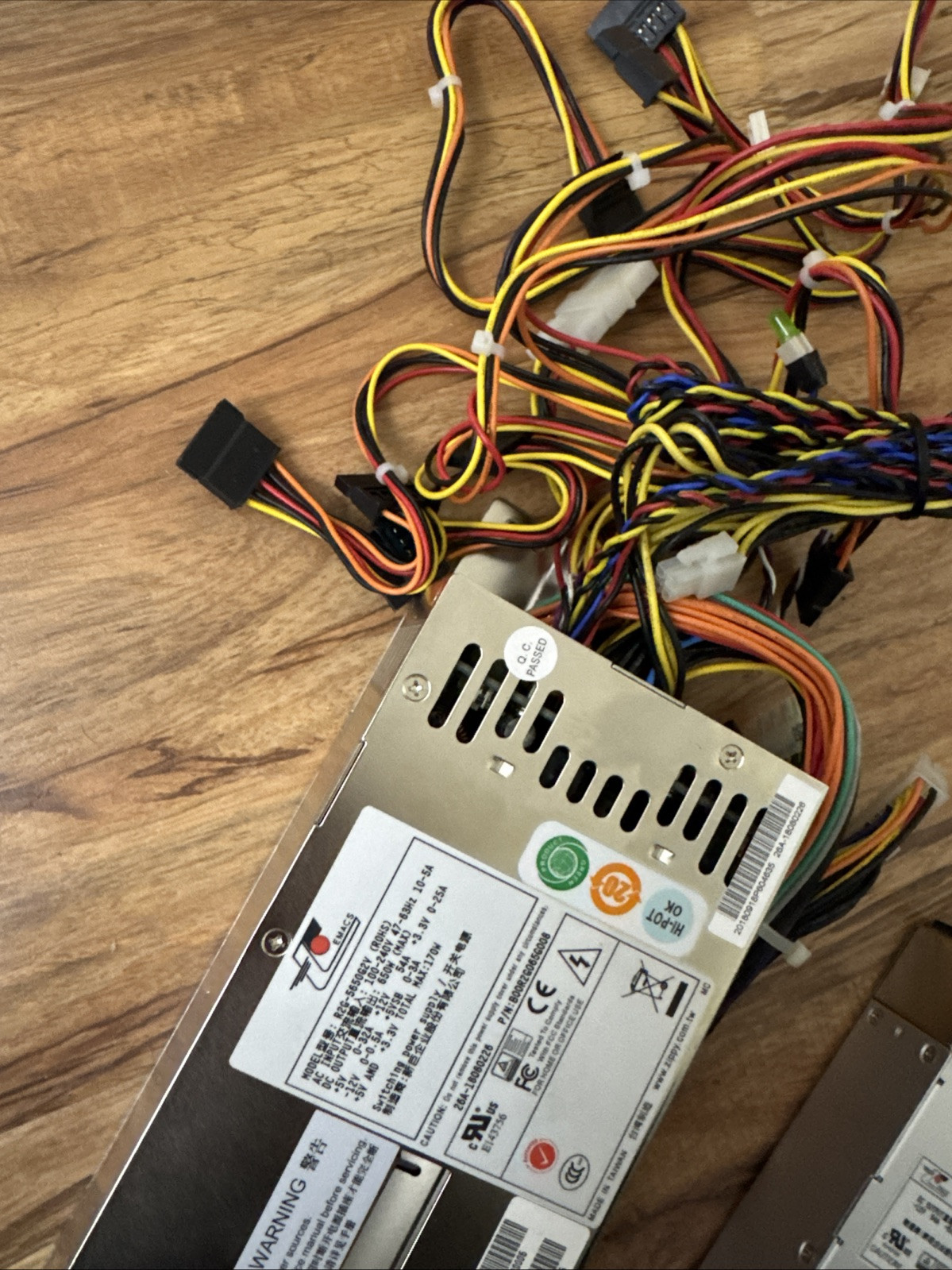 LOT OF 2 Zippy Emacs GIN-2650G2 server power supply