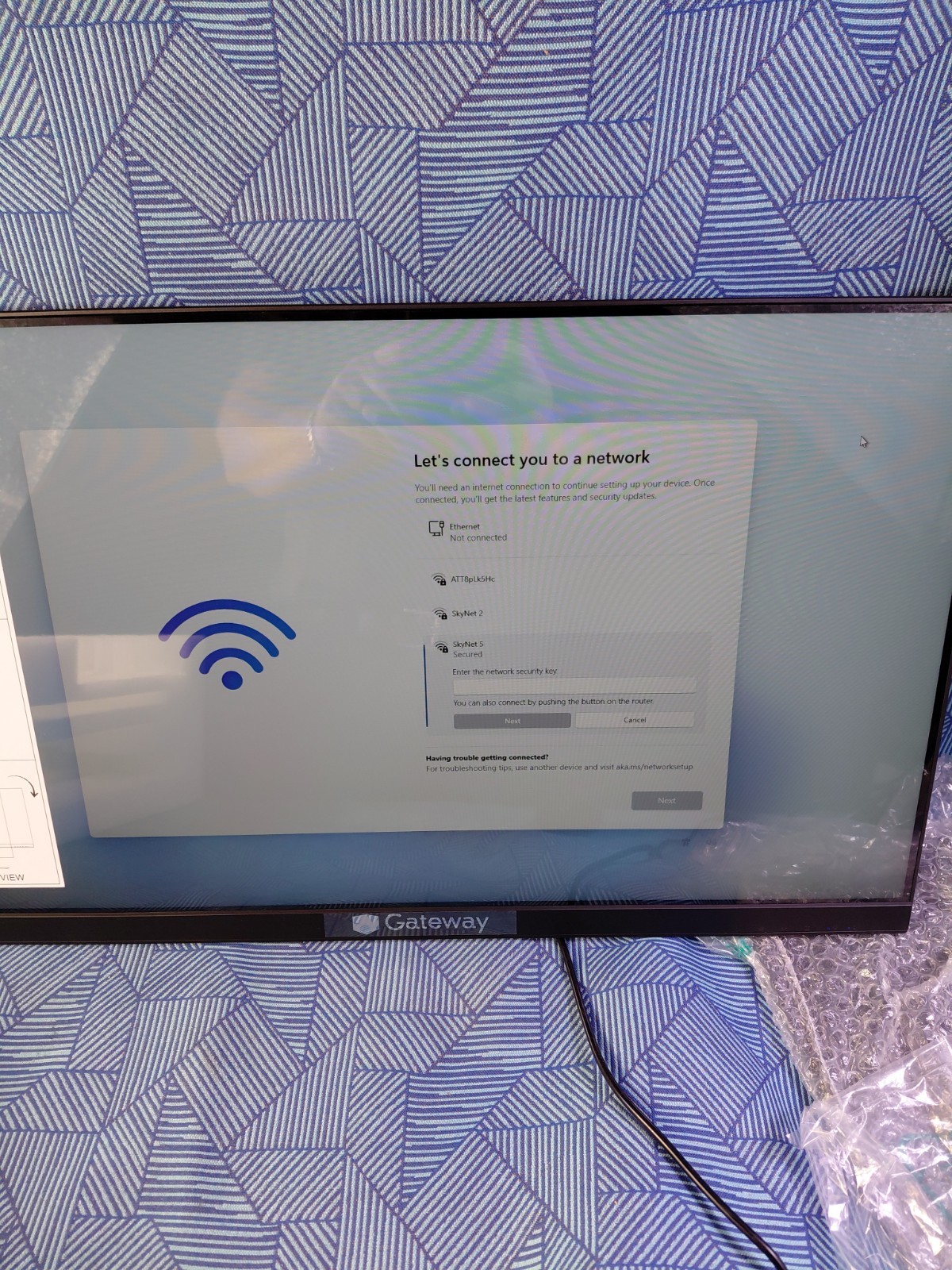 Gateway 23.8″ (128GB SSD, Intel Pentium Silver J5040, 3.20 GHz, 4GB) All-in-One