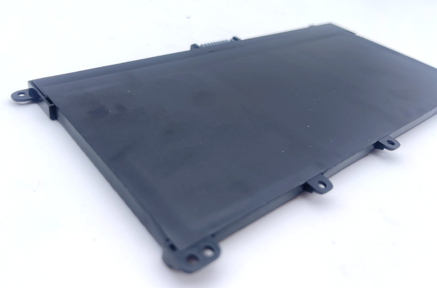 Genuine 41.9Wh HT03XL L11119-855 Battery for HP Pavilion 15-DA 15-DB 15-DW 15-DY