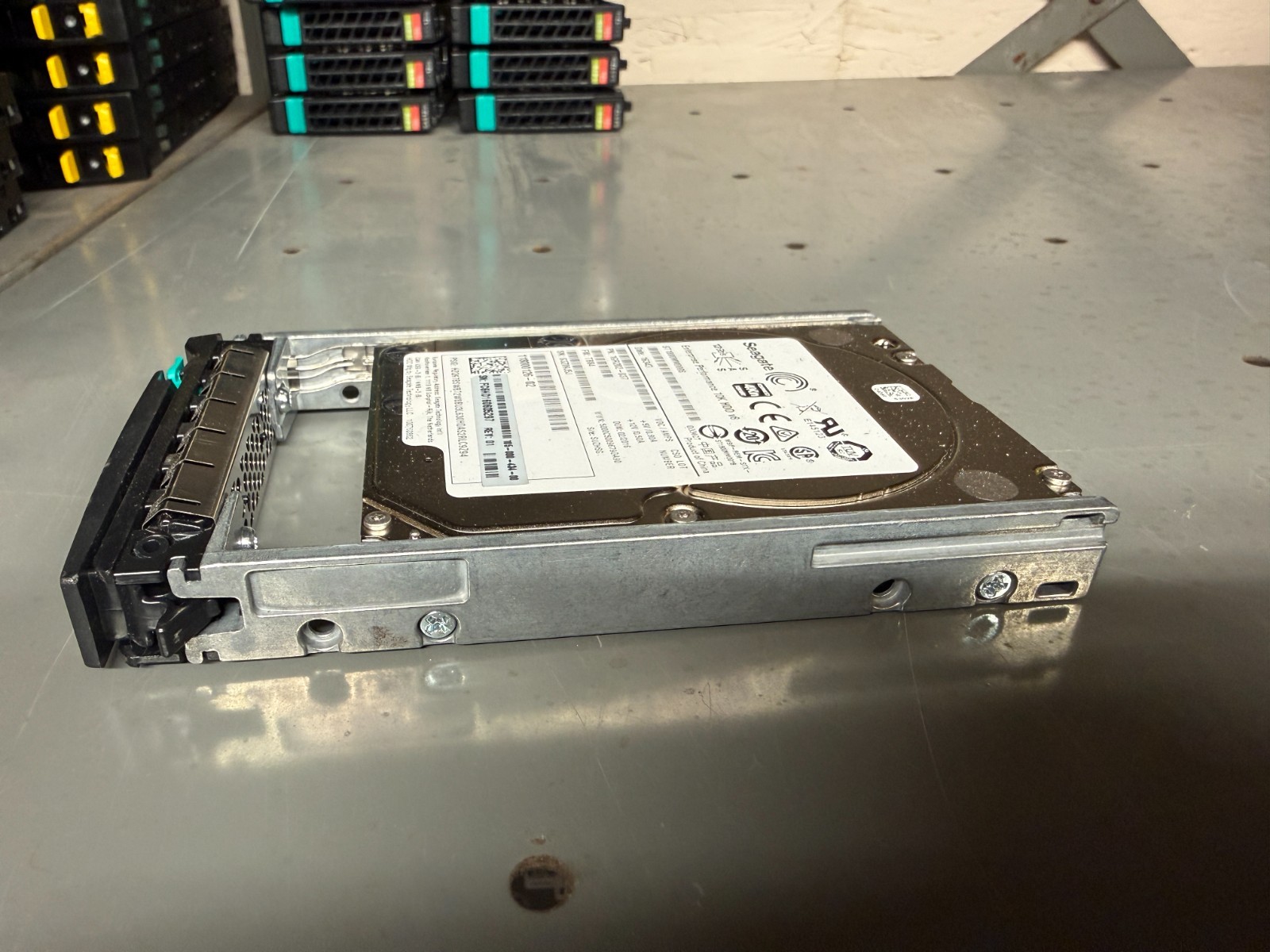 1.8TB ~ 2TB SAS Seagate 2.5″ 10K RPM 12Gbps 4Kn Enterprise Server Hard Drive