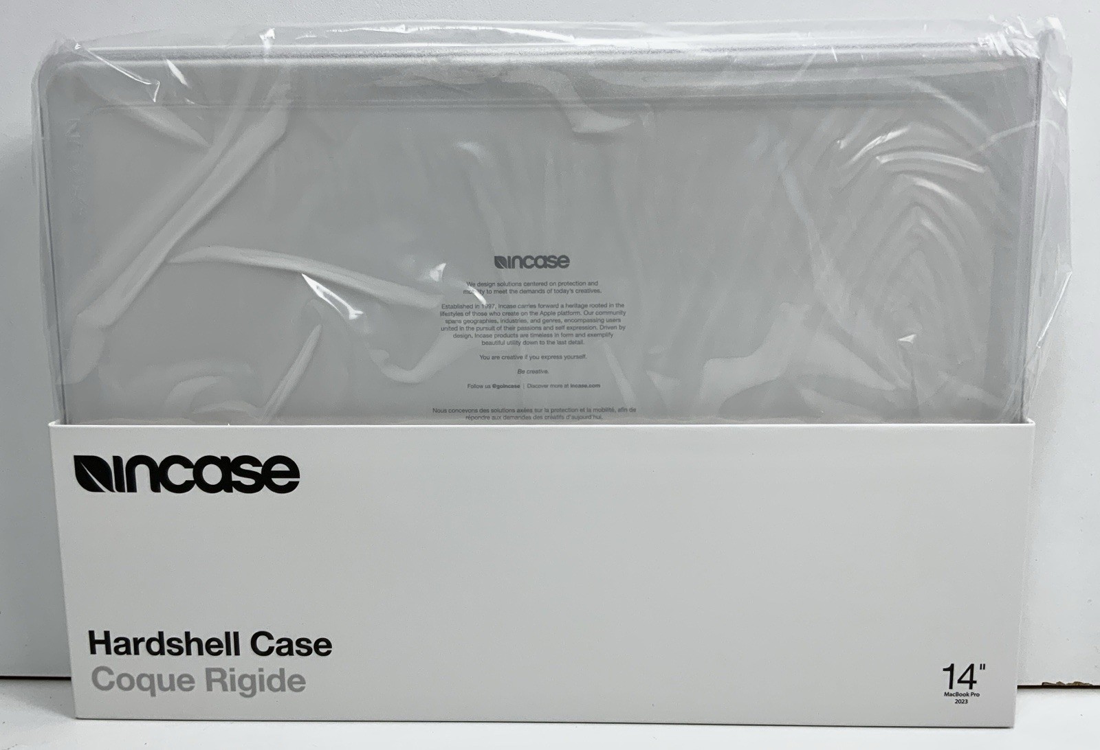 Incase -Edge Hard Shell Case for MacBook Pro 14-inch M3 2023 and M4 2024 – Clear