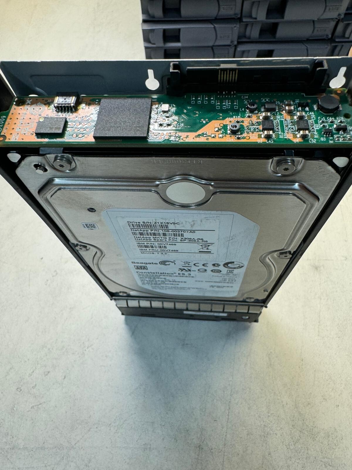 NetApp 2TB 108-00270+A0 X-306A-R5 7.2K RPM 6.0Gbps SATA Server Hard Drives