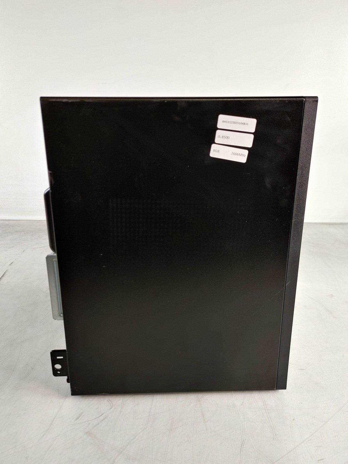 Dell OptiPlex 3060 MT Core i5-8500 3.00 GHz 8 GB DDR4 No HDD