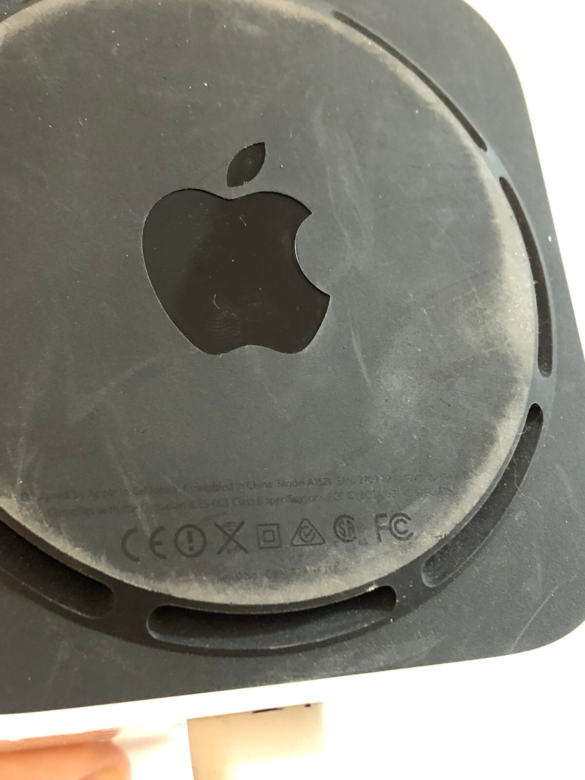 Apple AirPort Extreme Base Station A1521 Power cable may be black or white