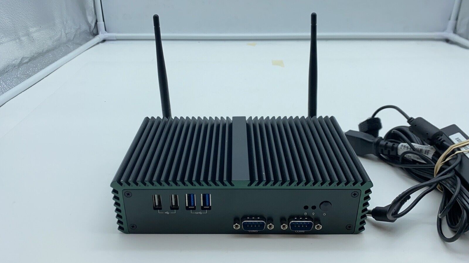 Qotom Q305p 3205u 8GB 256GB SSD Mini PC COM Serial Port IPC POS Computer RS-232