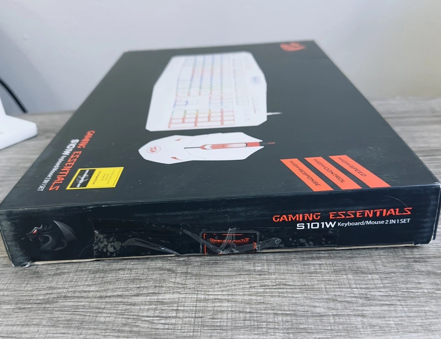 Redragon Gaming Essentials wired Keyboard/Mouse S101W 2 In 1 Set White