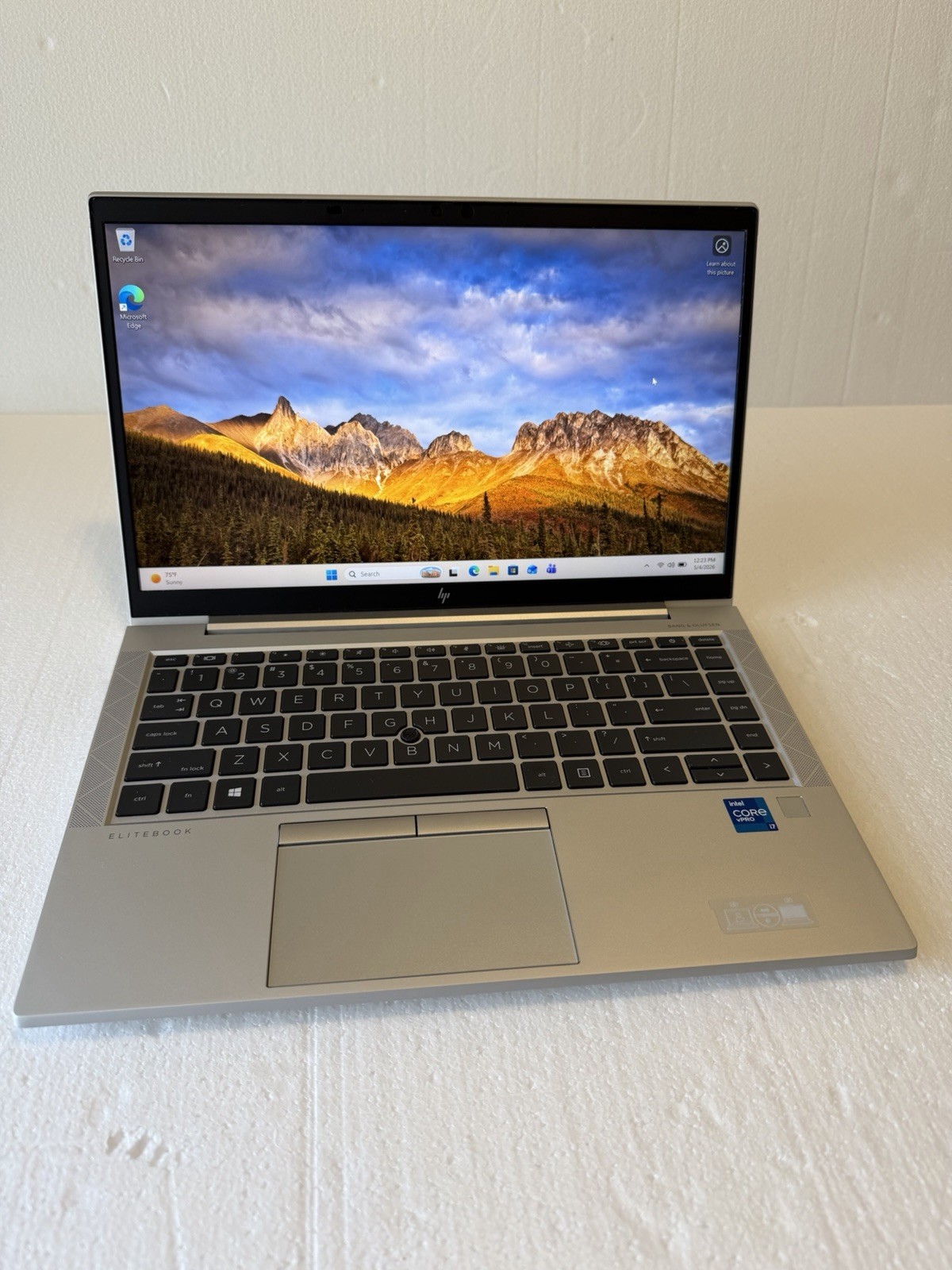 HP EliteBook 840 G8 Intel Core i7-1185G7 14″ 3.00GHz 32 GB 512 GB Windows 11 Pro
