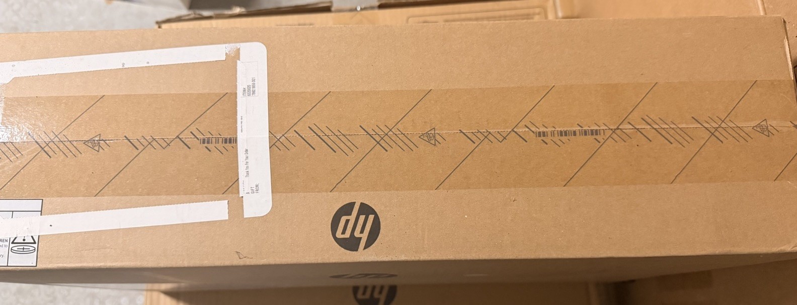 HP 24-CR0010 23.8″ FHD AIO Desktop AMD Athlon Silver 7120U 8GB 256GB SSD W11H