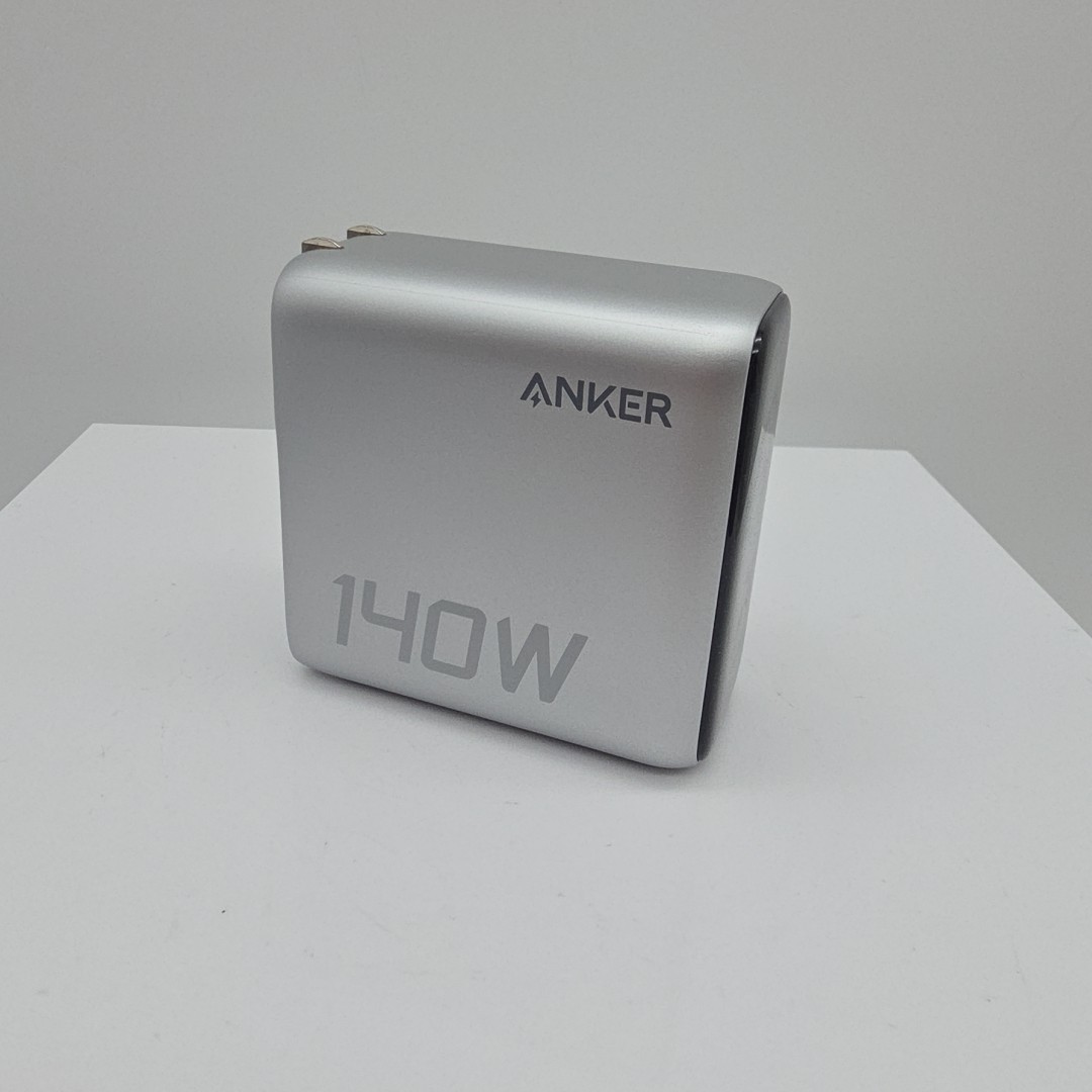 Anker – Laptop Charger (140W, 4-Port, PD 3.1) – Silver