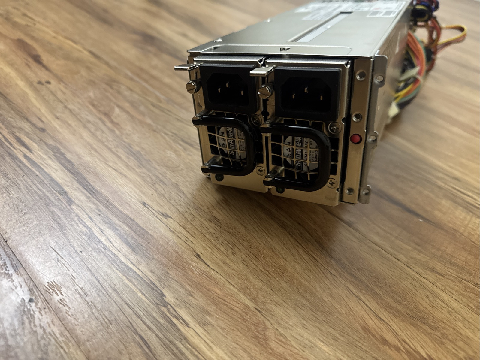LOT OF 2 Zippy Emacs GIN-2650G2 server power supply