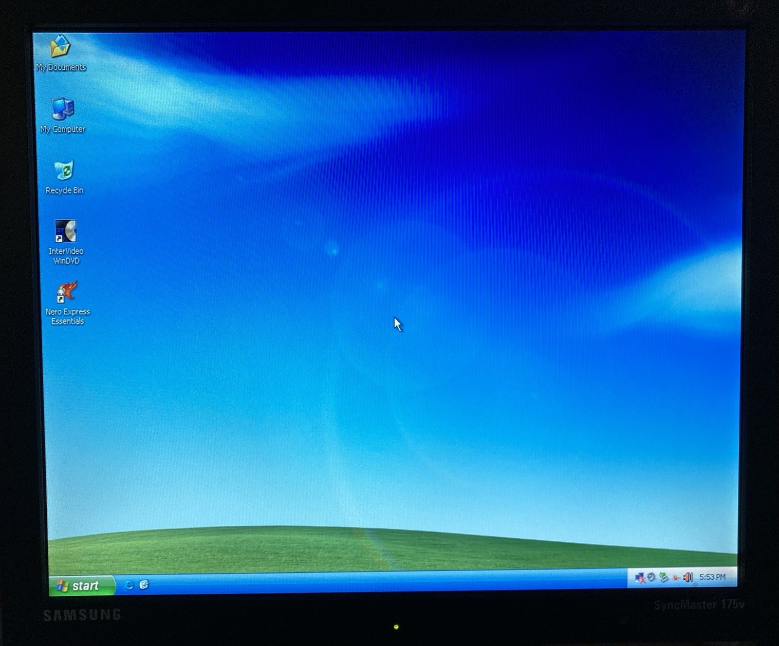 HP Pavilion a1230n Tower Computer/Vintage Windows XP Media Center, Firewire