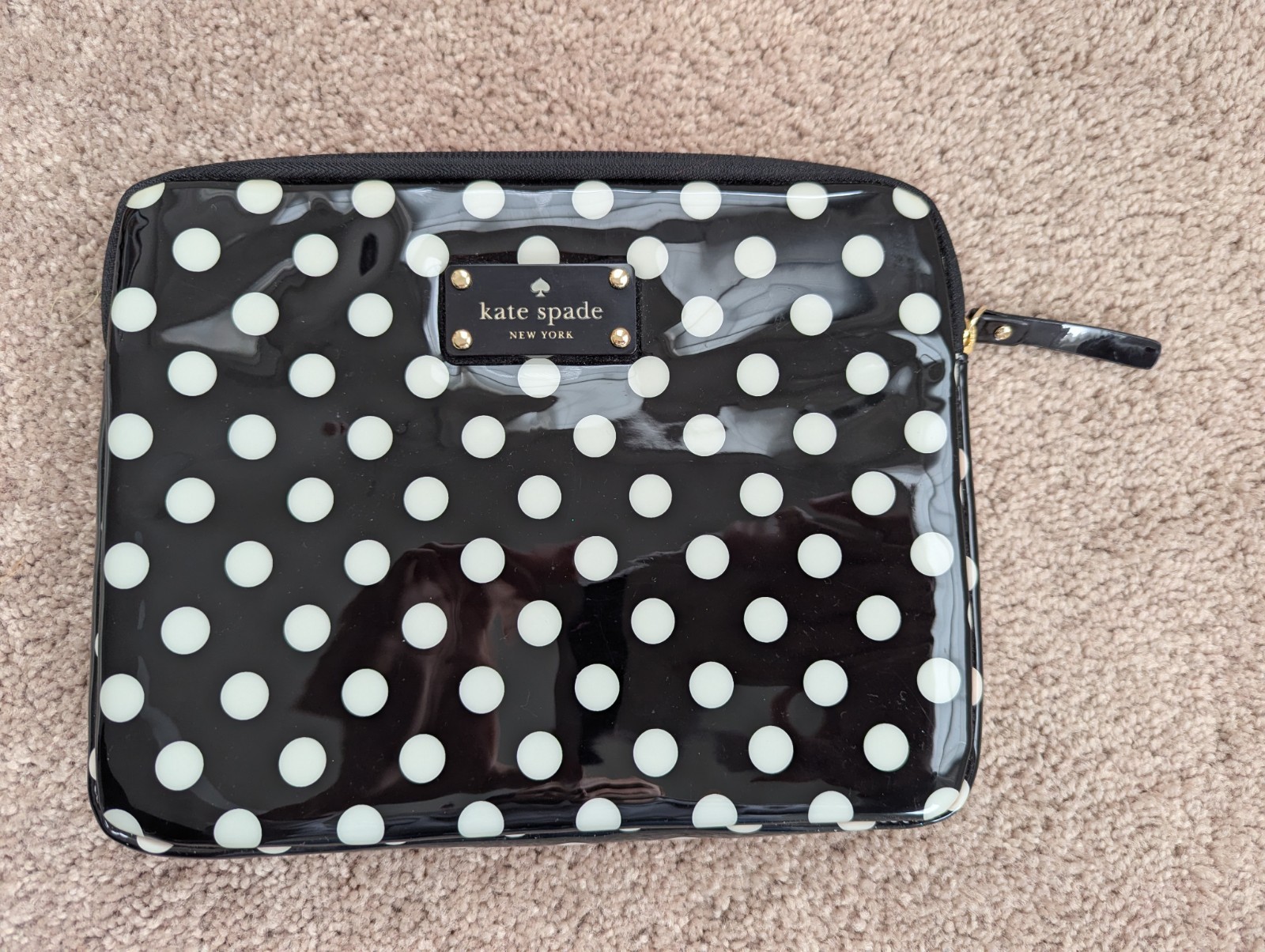 Kate Spade Black and White Polka Dot Tablet Or iPad Case. Excellent Condition
