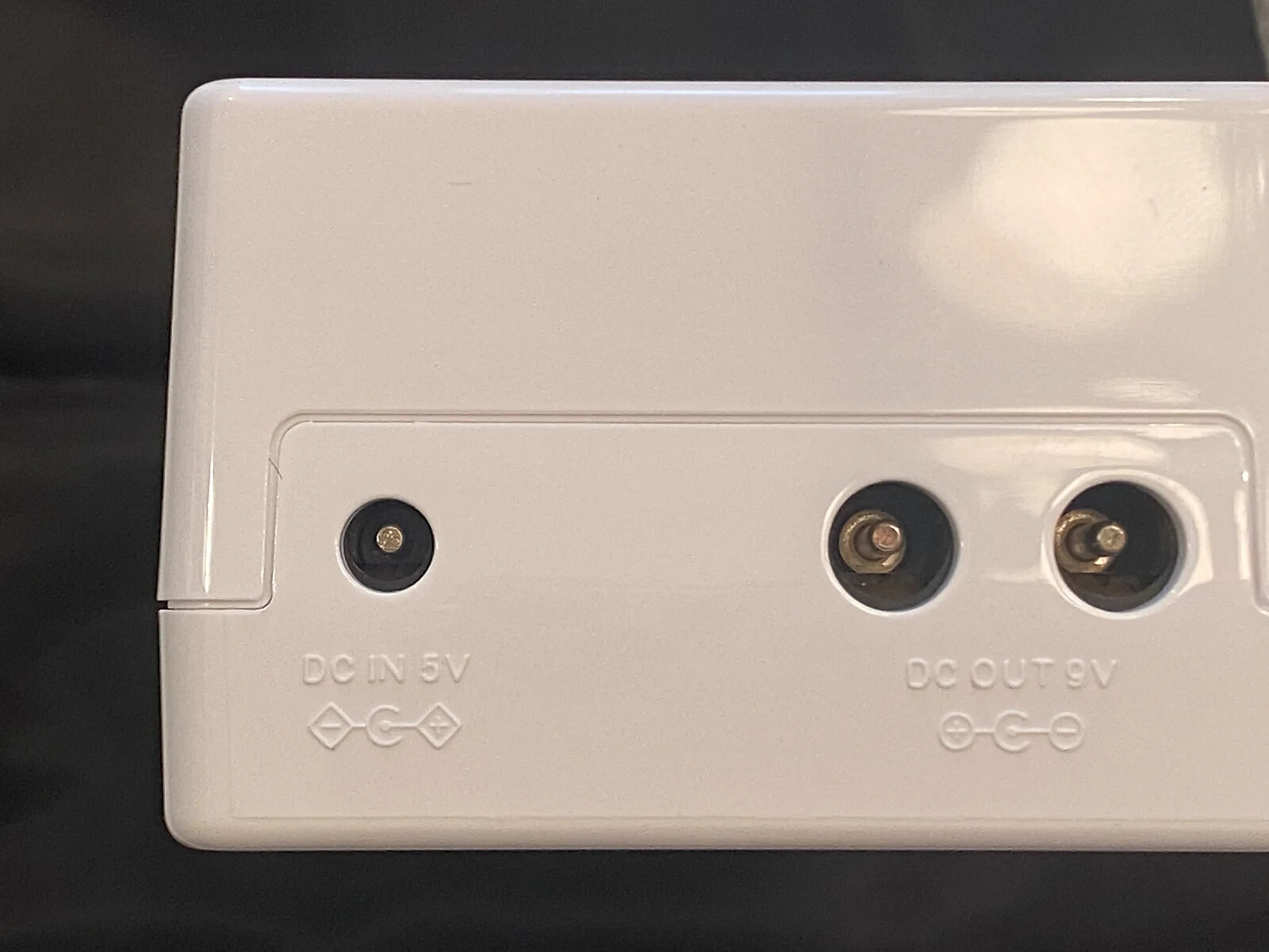 SANYO KBC-9V3U Pedal Juice Rechargeable Power Supply for instrument effect pedal