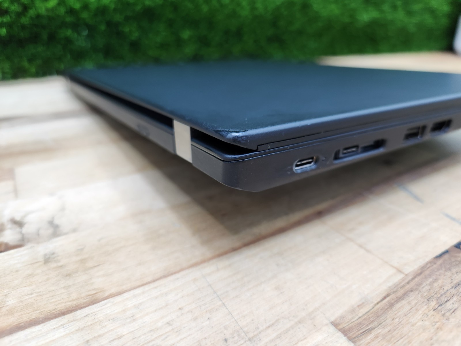 Lenovo ThinkPad T490 14″ FHD i5-8365U 1.6GHz 16GB RAM 256GB SSD Windows 11 Pro ~