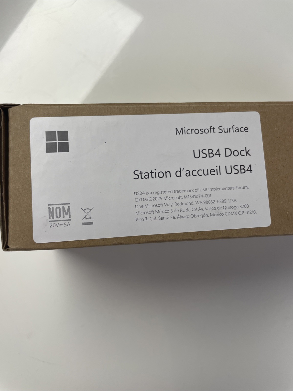 Microsoft Surface USB4 Docking Station for Business Black EP2-19863 Model 2096