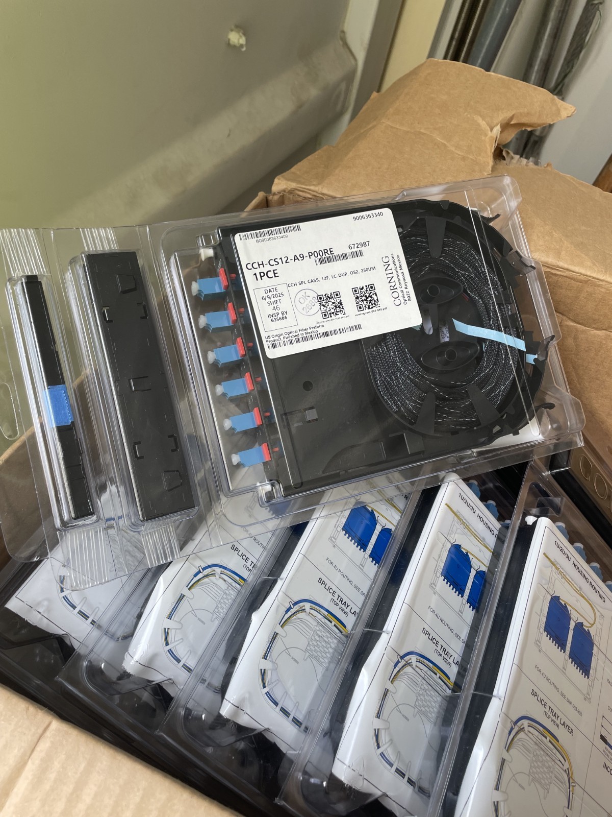 CCH Pigtailed Splice Cassette 12 F, LC UPC duplex, SM (OS2), single-fiber