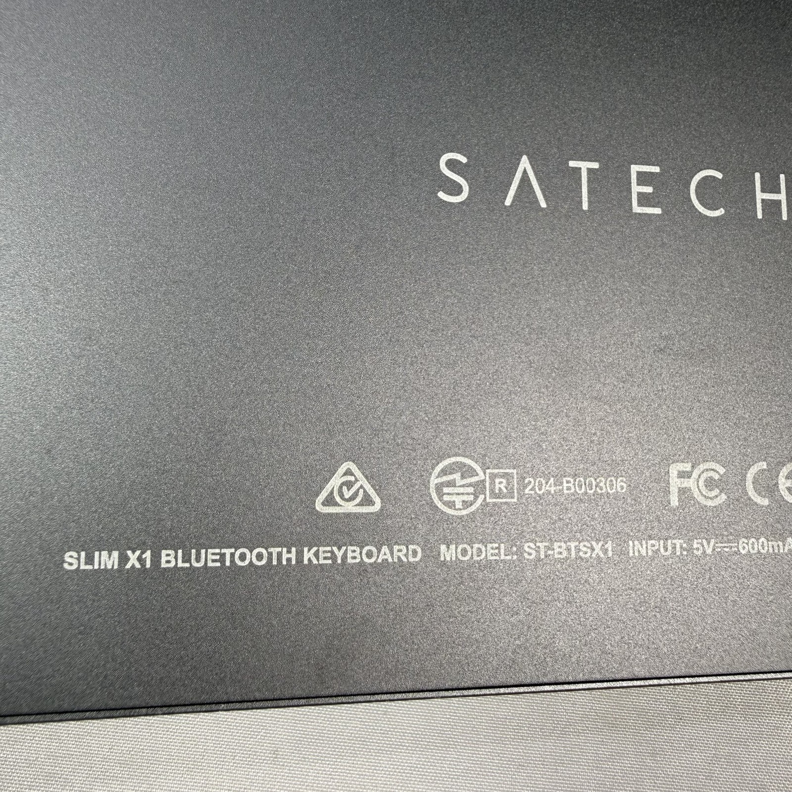 Satechi SLIM X1 USB C Bluetooth QWERTY Compact Backlit Keyboard FOR MAC Wireless