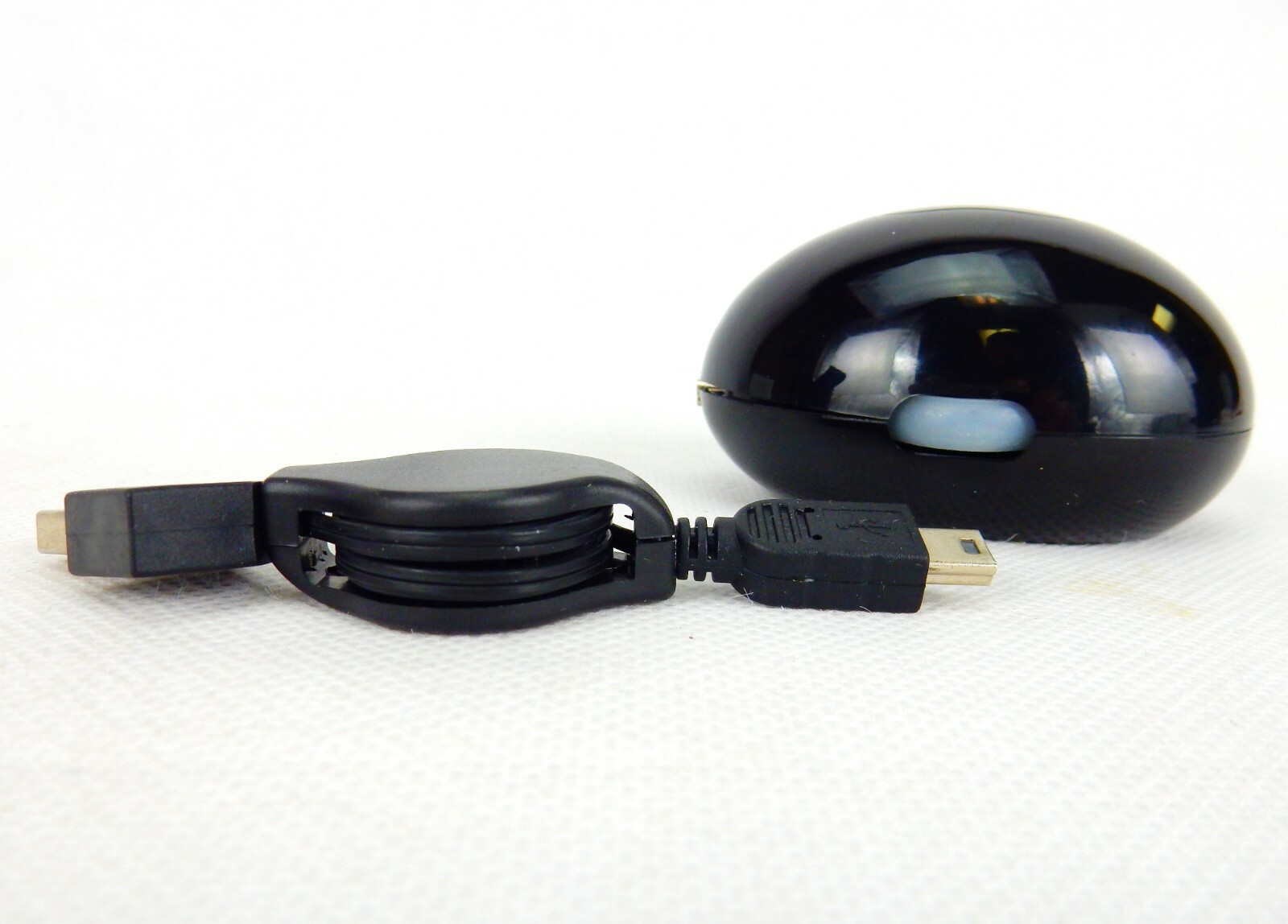 Mini USB Mouse, Retractable Cord, Programmable Button, Black or White, #US1004