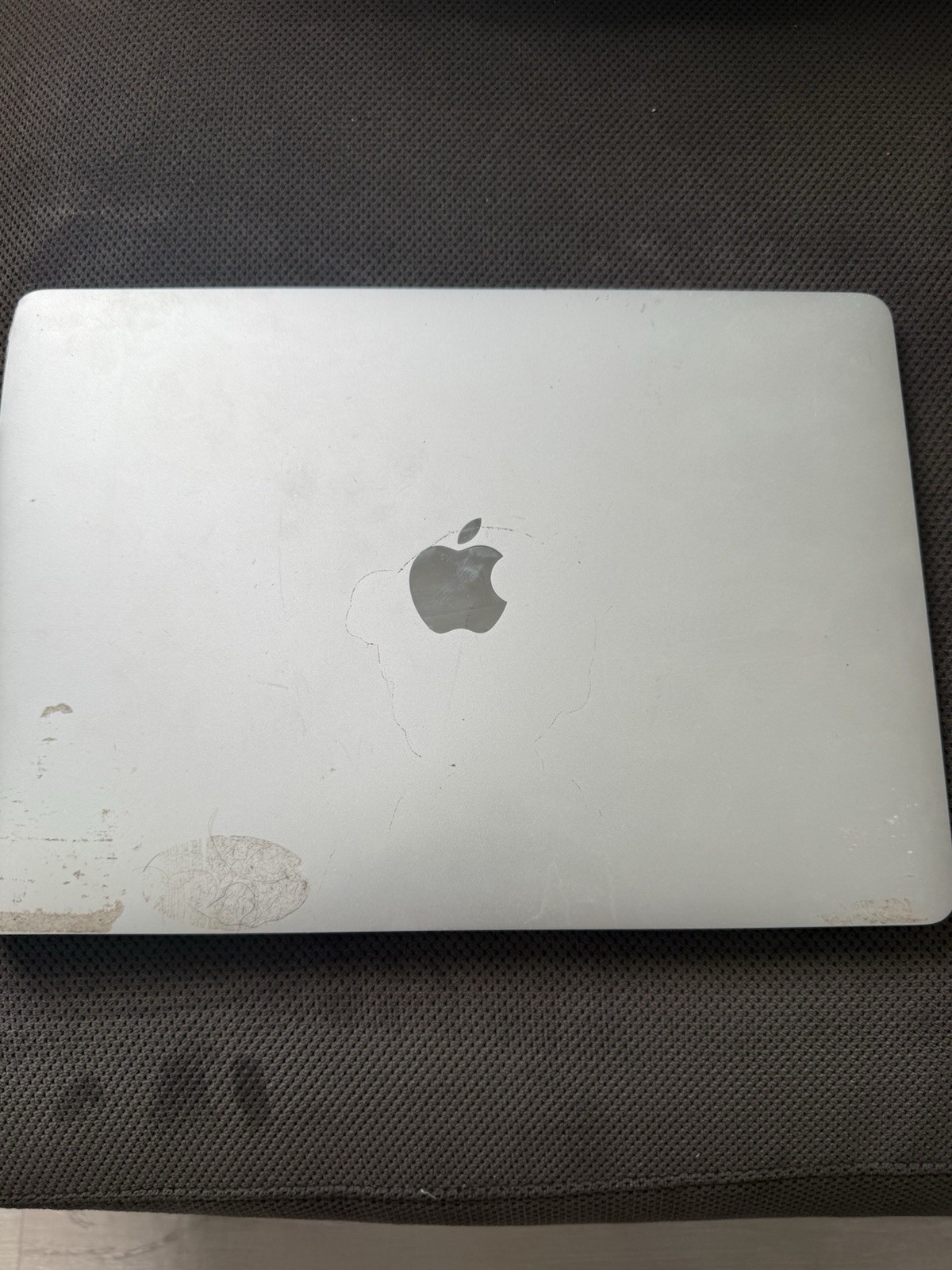 Apple MacBook Pro A2338 2020 13-inch 8-Core M1 Chip, 256GB SSD, 8GB RAM