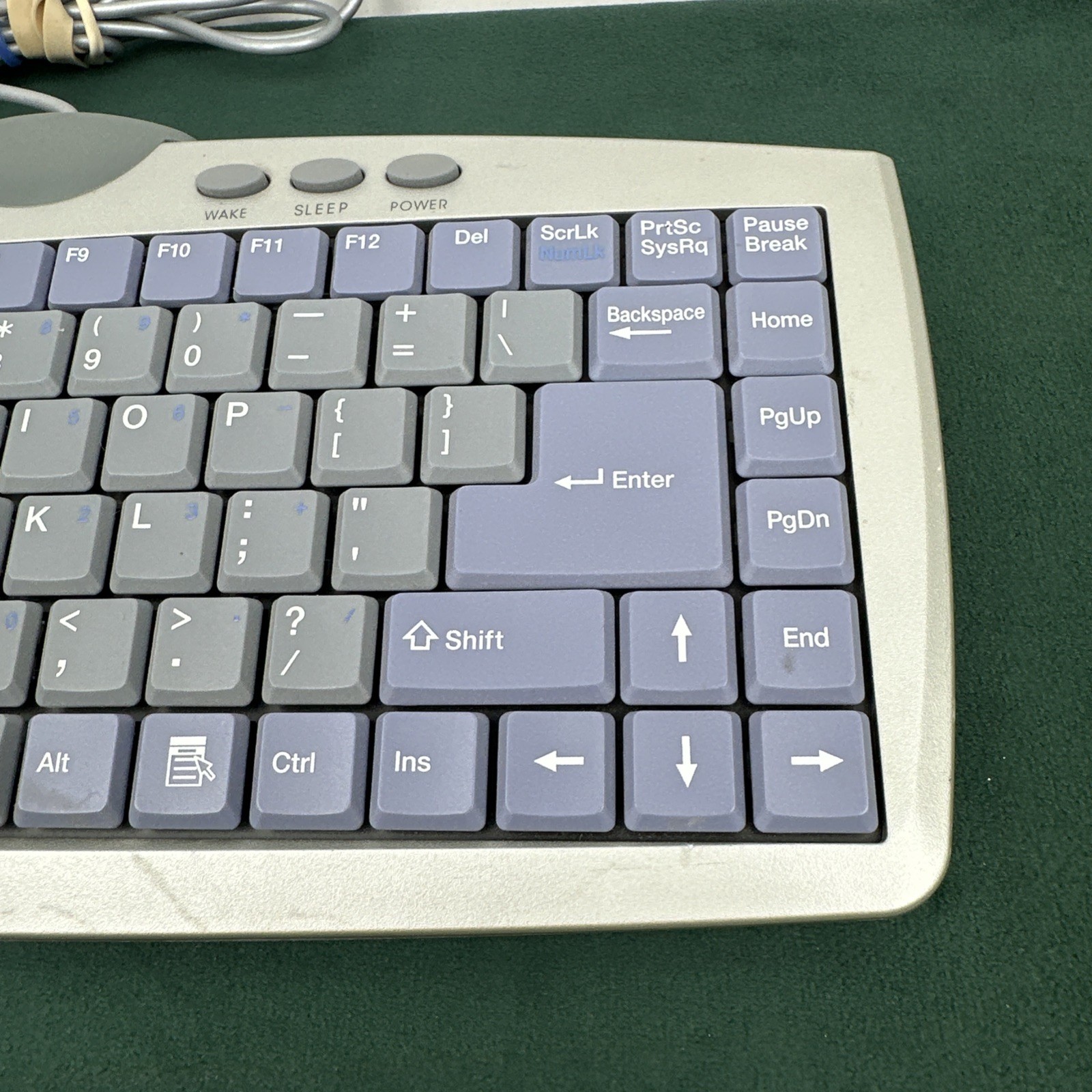 Zippy WK-610 Wired PS/2 Keyboard Gray Purple Keys Vintage Tested