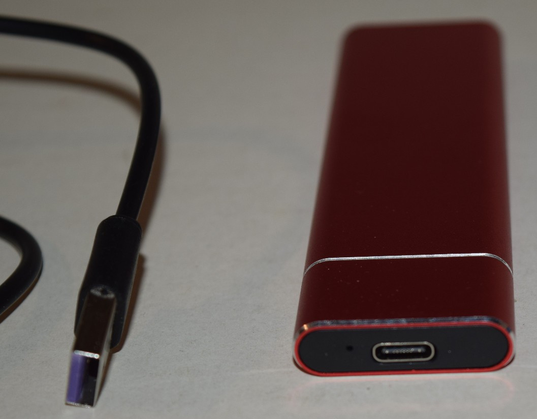 SSD Enclosure USB 3.1 Type-C 2 TB External Hard Drive Case Portable Red Tested