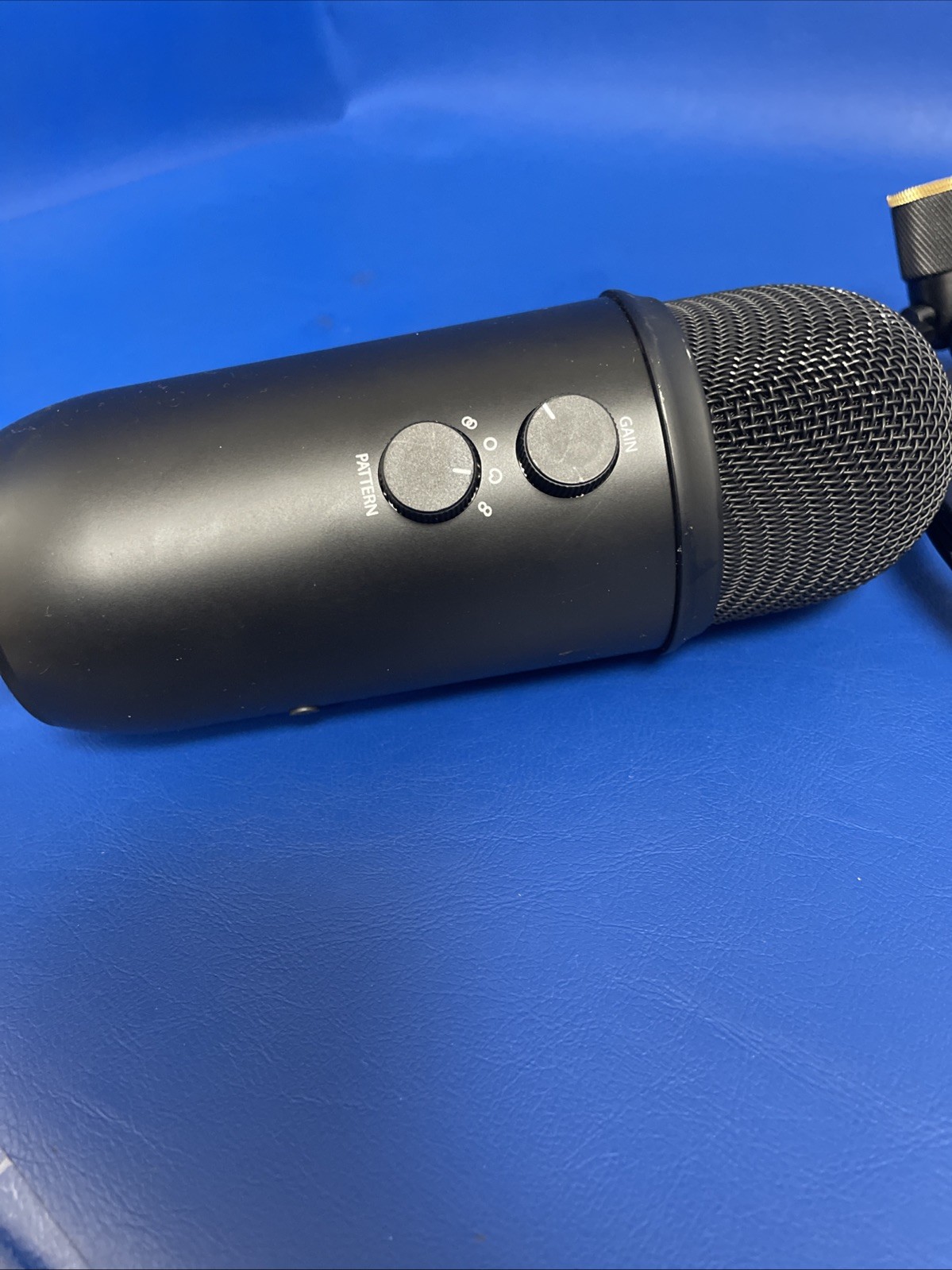 USED Logitech A00132 888-000322 Blue Yeti USB Microphone 500MA