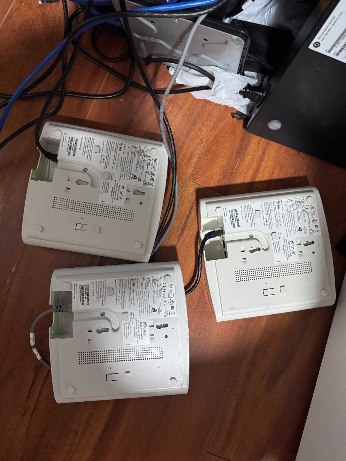 Ruckus ZoneFlex R610 Dual-Band Wireless Access Point-UNLEASHED Available