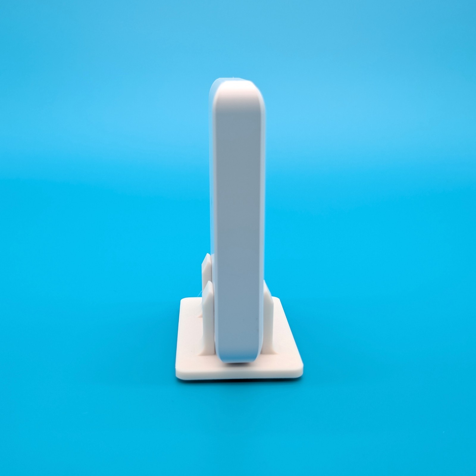 Stand for UniFi Flex Mini 2.5G with Silicone Feet – Black or White PETG