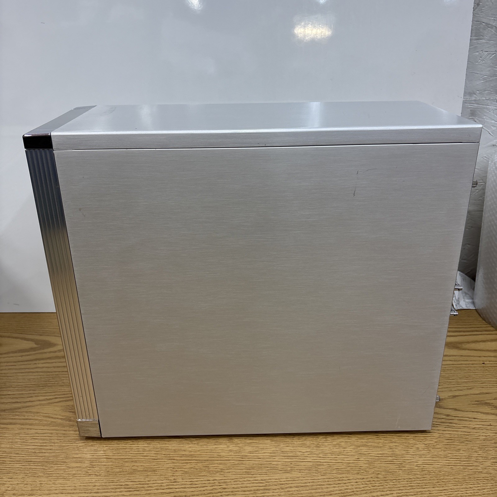 Custom Desktop PC ***Unknown Specs – Turns On***Parts/Repair