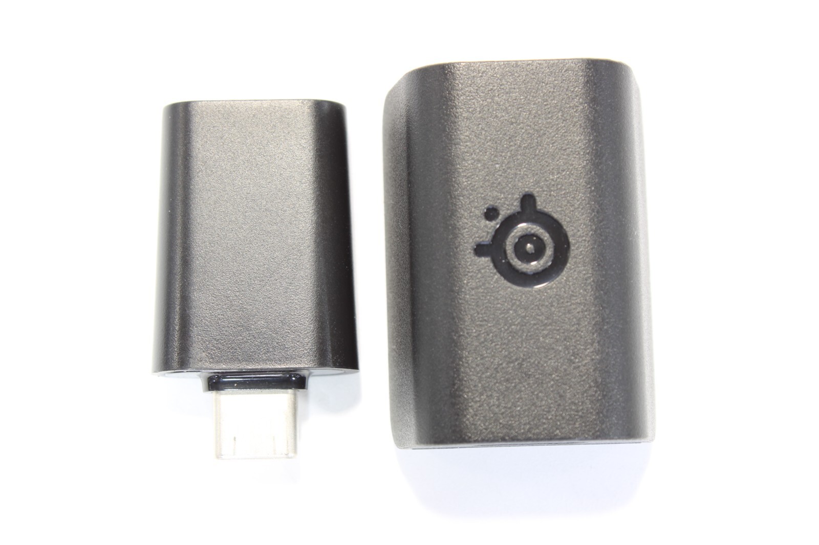 SteelSeries Aerox 3 Wireless Dongle & USB-C To USB-C Adapter Only (M-00019TX)