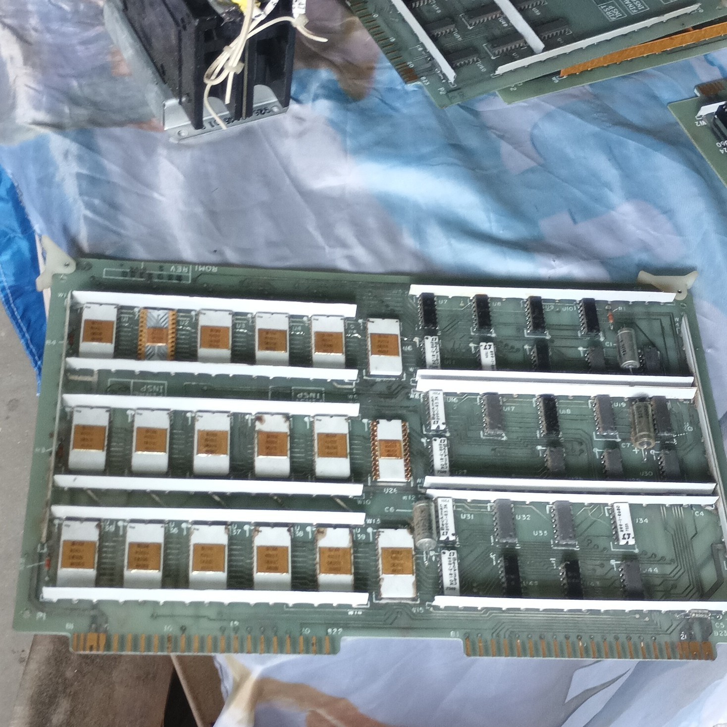 ventage optical scanning corp / gold PCB. 18 gold chips